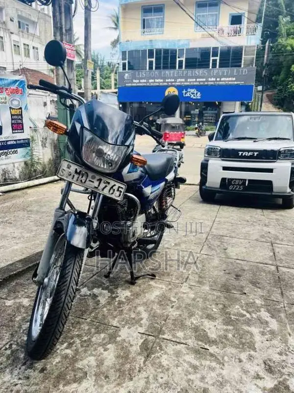Bajaj CT-100 2005 Motorbike (Used)