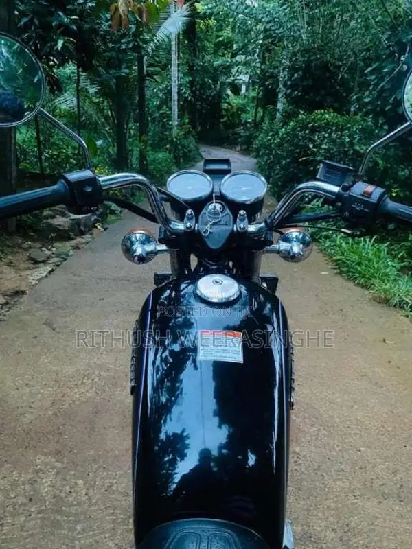Suzuki GN125 2013 Motorbike (Used)