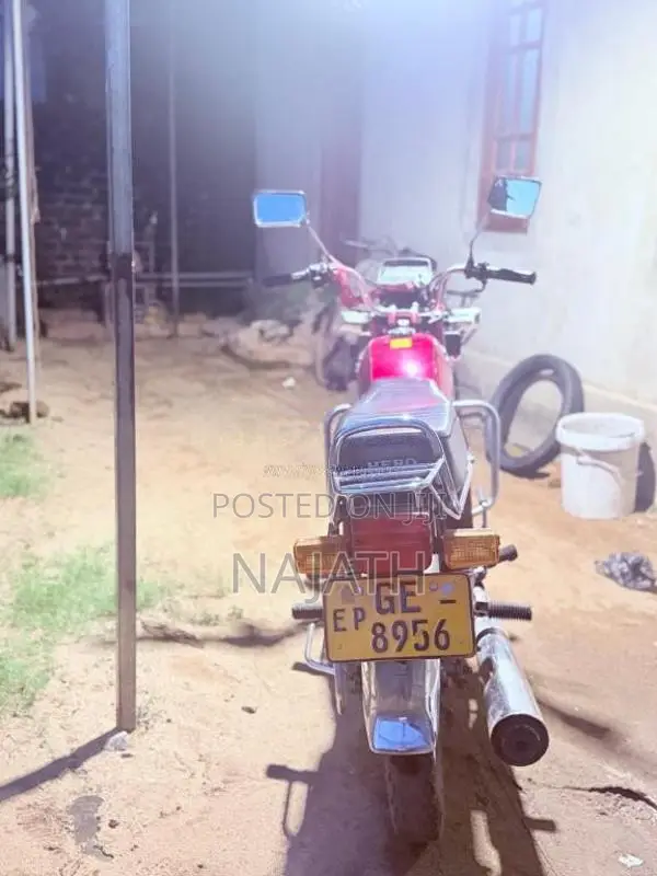 Hero-Honda CD100 2010 Motorbike (Used)