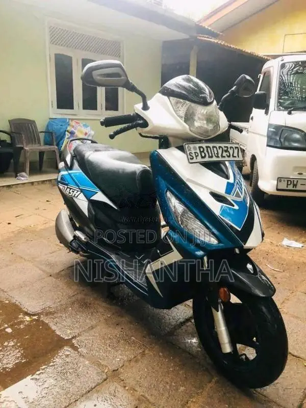 Hero Dash 2016 Motorbike (Used)