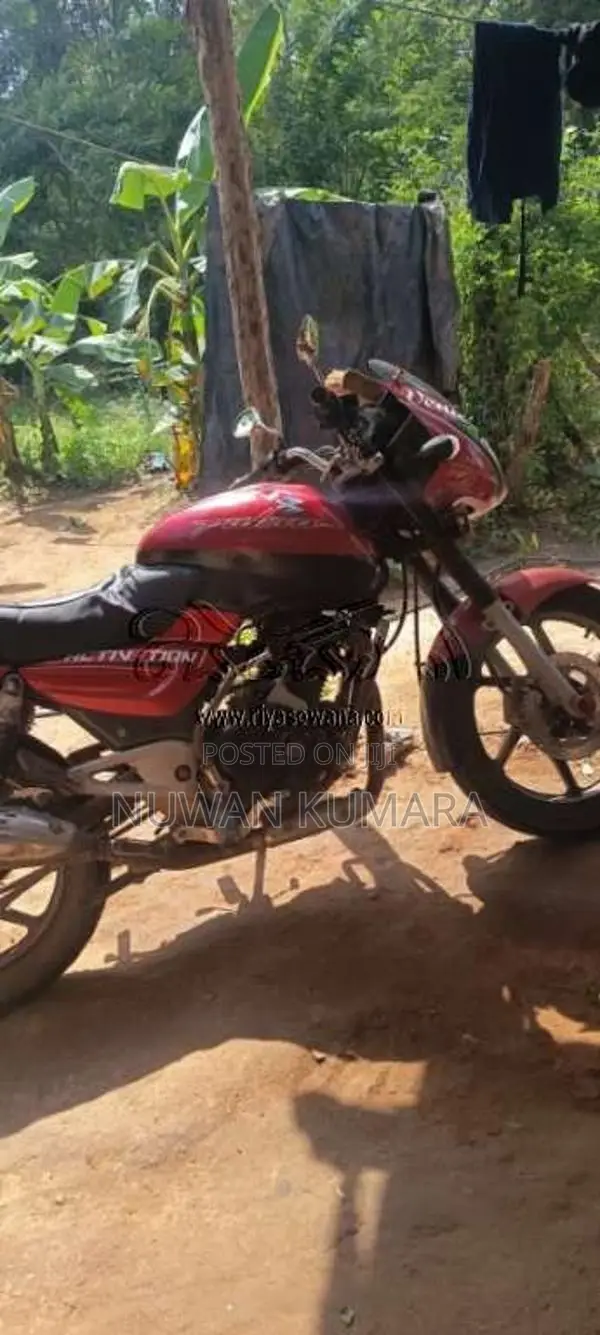 Bajaj Pulsar 2006 Motorbike (Used)
