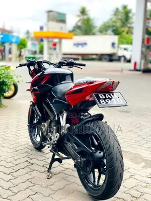 Bajaj Pulsar NS200 2013 Motorbike (Used)
