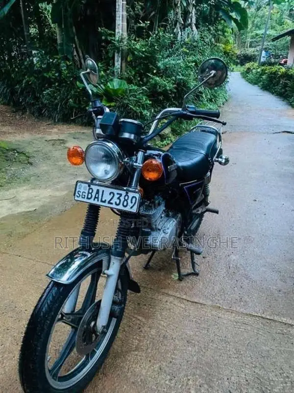 Suzuki GN125 2013 Motorbike (Used)