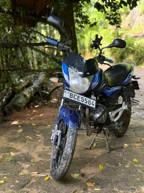 Bajaj Discover 2015 Motorbike (Used)