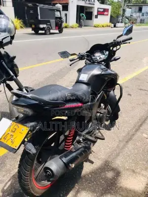 Hero Hunk 2012 Motorbike (Used)