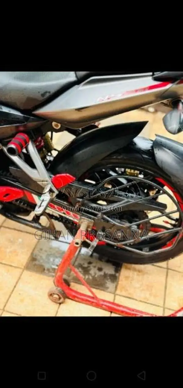 Bajaj Pulsar NS200 2018 Motorbike (Used)