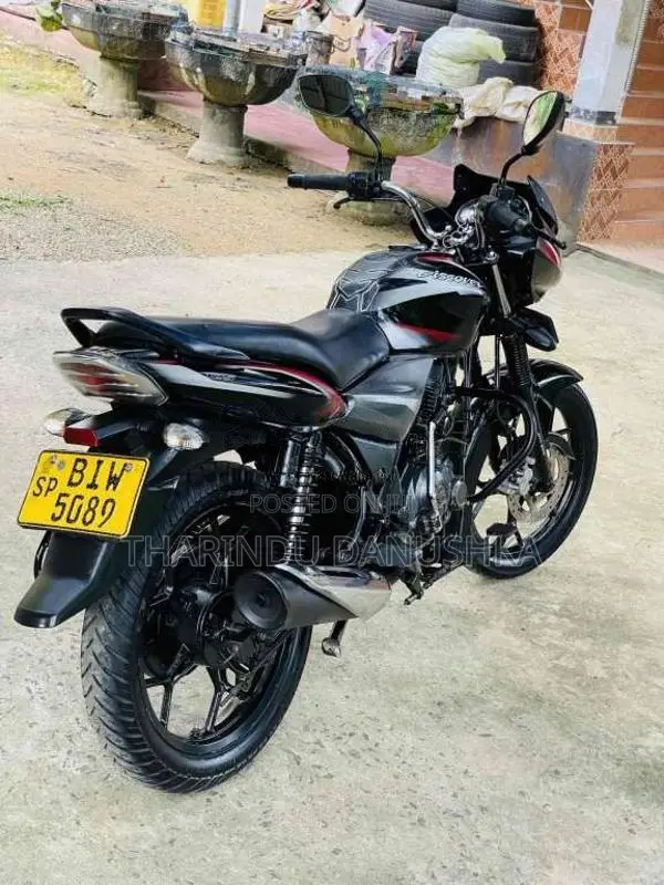 Bajaj Discover 125 2020 Motorbike (Used)