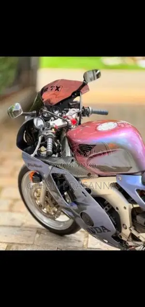 Honda CBR 250 2012 Motorbike (Used)