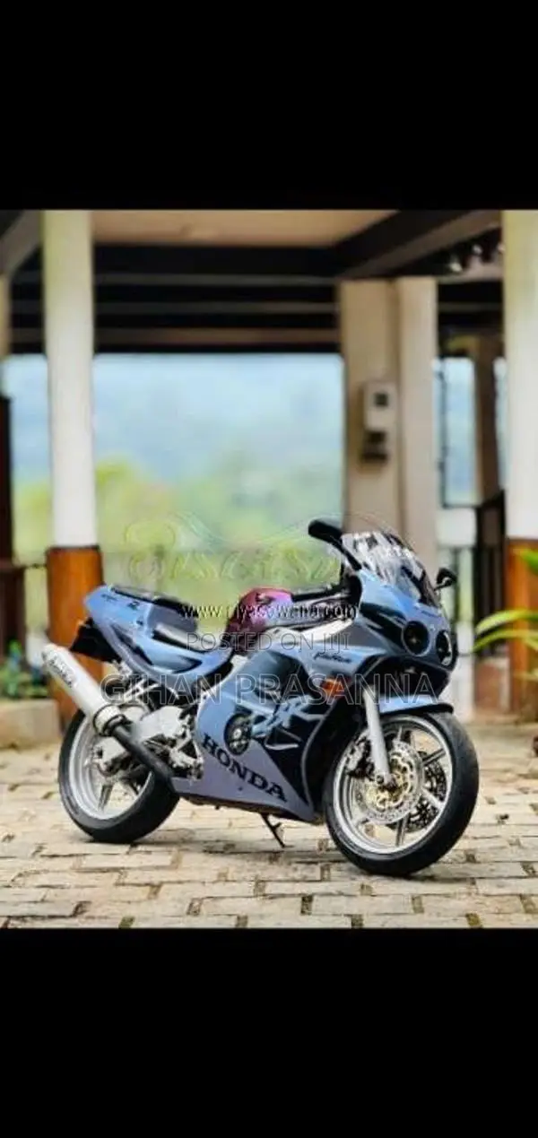 Honda CBR 250 2012 Motorbike (Used)