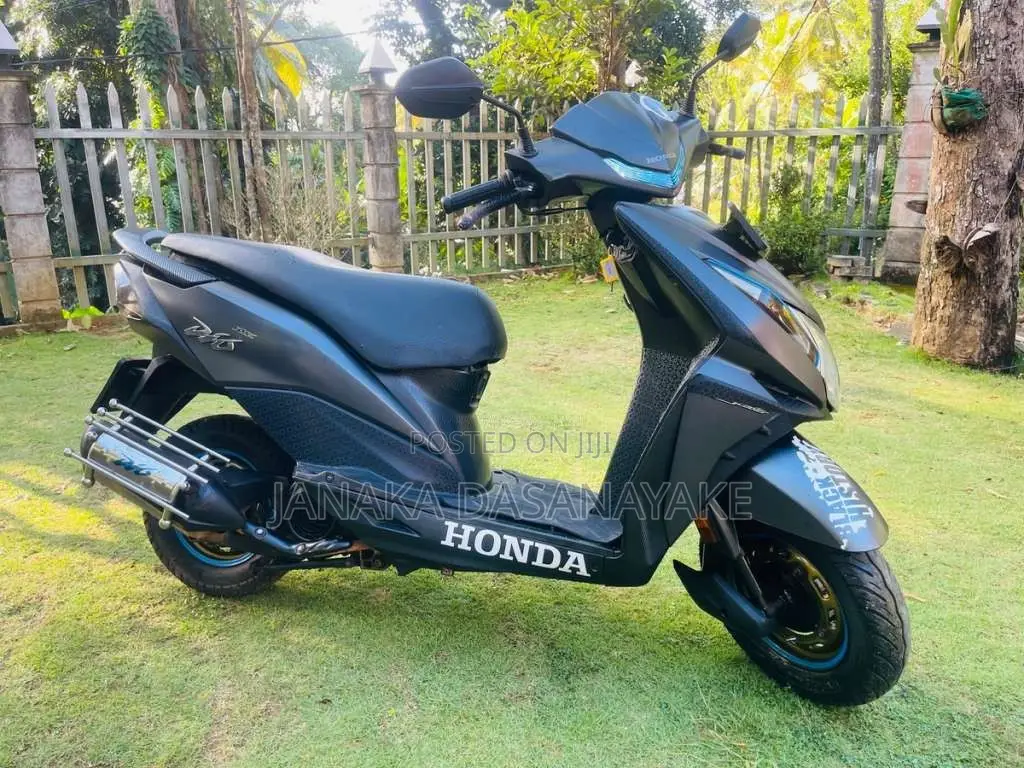 Honda Dio SCV 110 2019 Motorbike (Used)