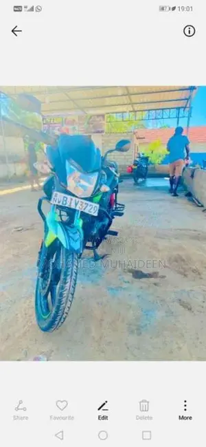 Hero Hunk 2019 Motorbike (Used)