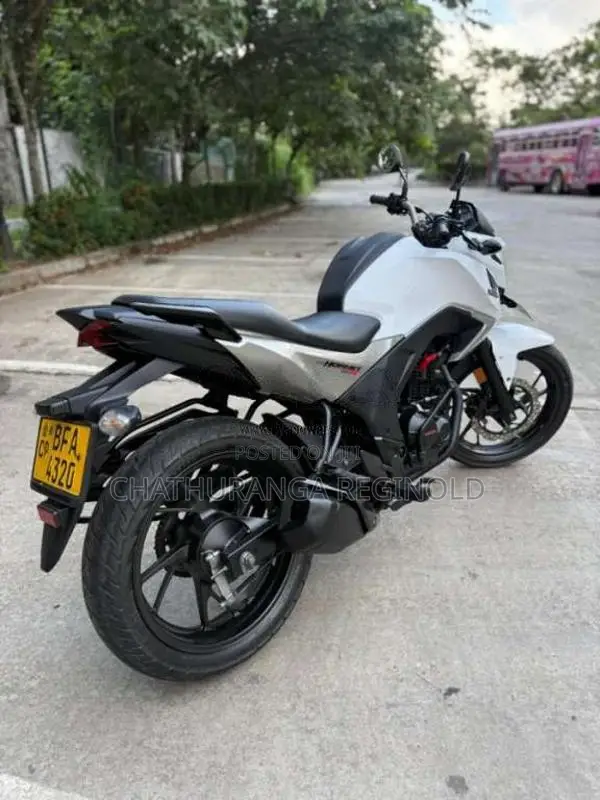 Honda CB Hornet 2017 Motorbike (Used)