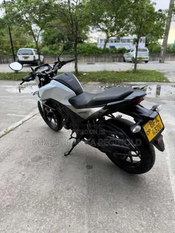 Honda CB Hornet 2017 Motorbike (Used)