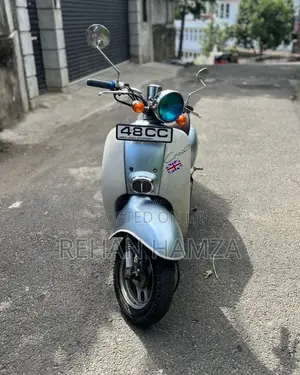 Honda Crea Japan 2021 Motorbike Unregistered (Recondition)