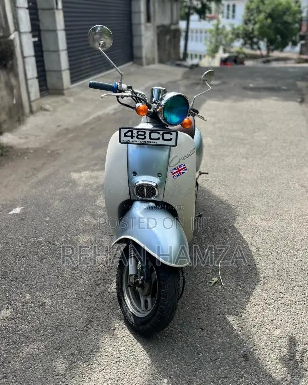 Honda Crea Japan 2021 Motorbike Unregistered (Recondition)