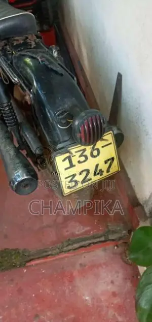 Honda CM 125 1990 Motorbike (Used)