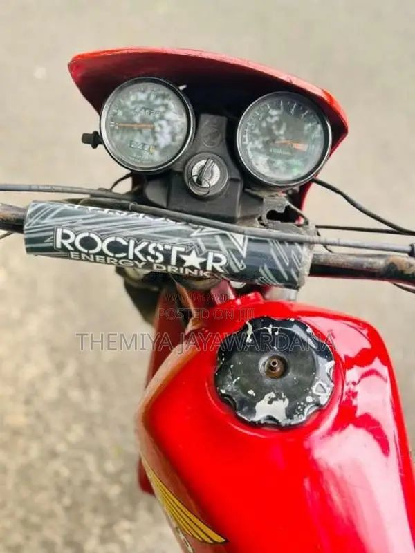 Honda Xlr 1995 Motorbike (Used)