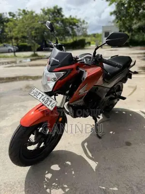 Honda Cb Hornet 2016 Motorbike (Used)