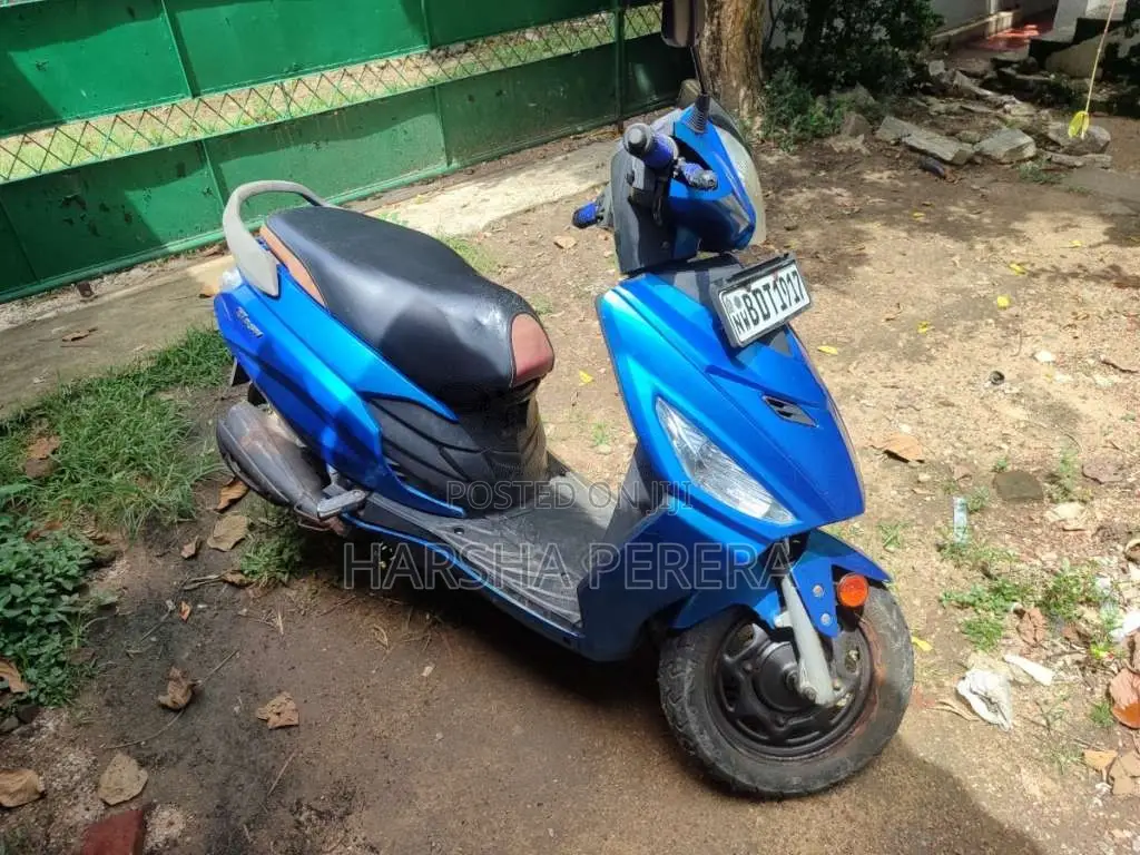 Hero Dash 2016 motorcycle (Used)