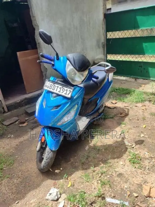 Hero Dash 2016 motorcycle (Used)