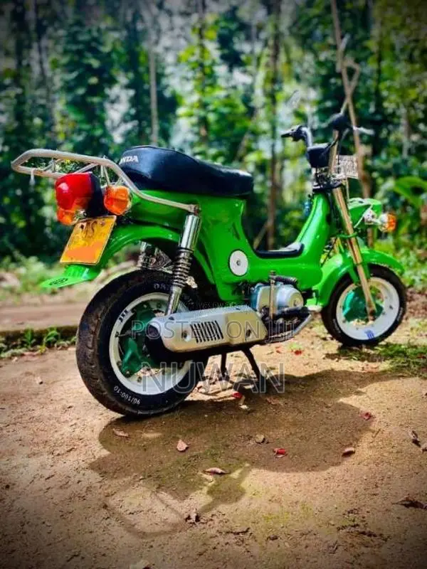Honda Chaly 1998 Motorbike (Used)