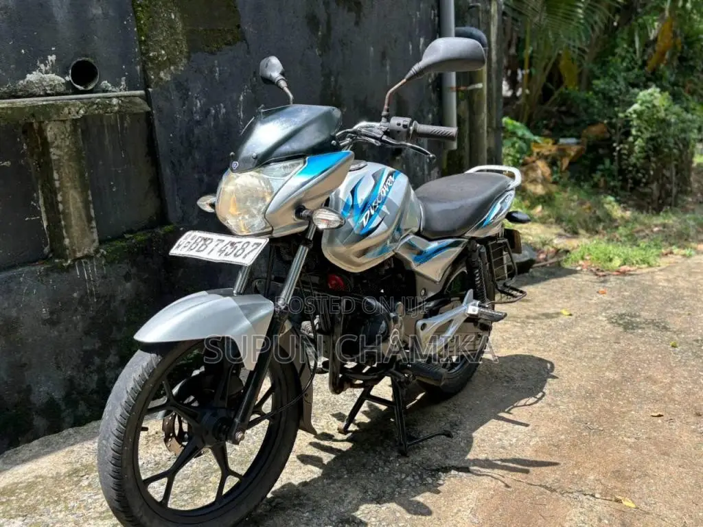 Bajaj 125 2014 Motorbike (Used)
