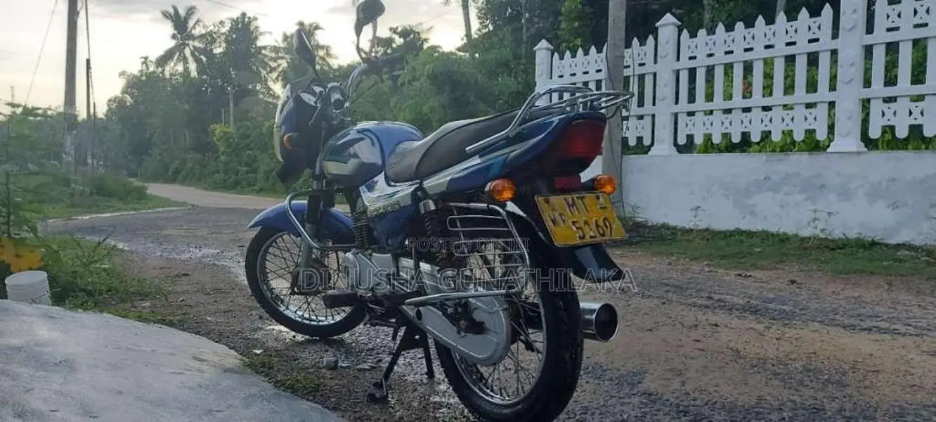 Bajaj CT-100 2006 motorcycle (Used)
