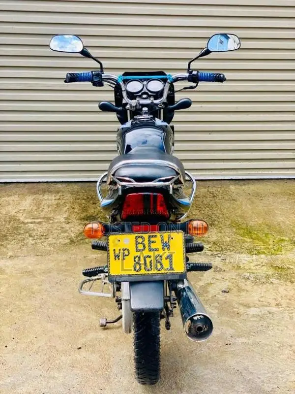 Bajaj CT-100 2017 Motorbike (Used)