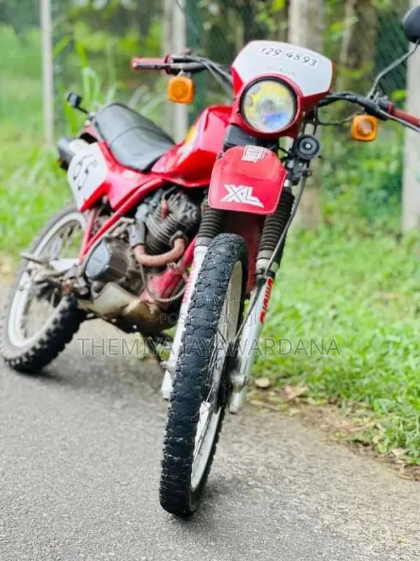 Honda Xlr 1995 Motorbike (Used)