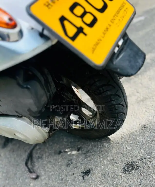 Honda Crea Japan 2021 Motorbike Unregistered (Recondition)