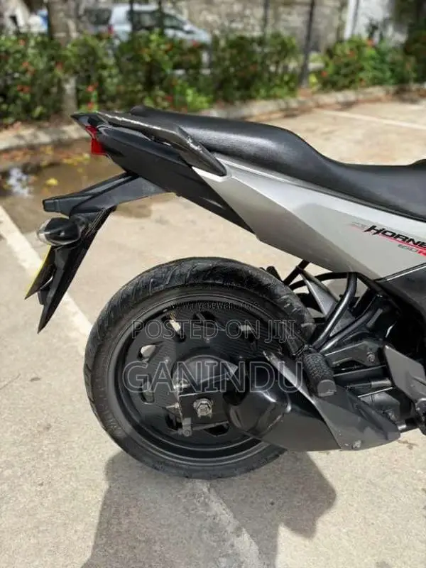 Honda Cb Hornet 2016 Motorbike (Used)