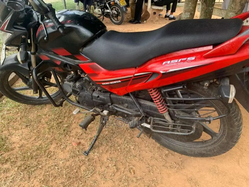 Hero GLAMOUR 2011 motorcycle (Used)