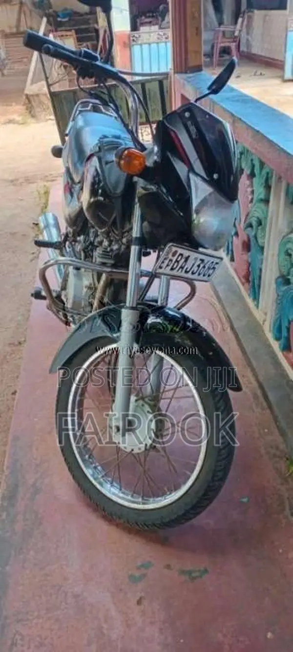Bajaj CT-100 2013 Motorbike (Used)