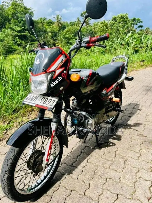 Bajaj CT-100 2011 Motorbike (Used)