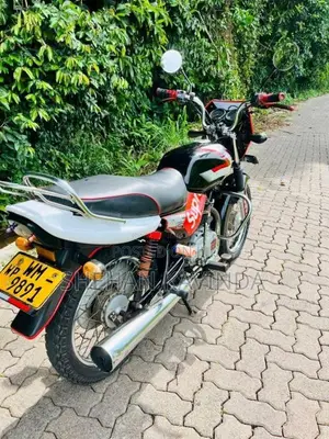 Bajaj CT-100 2011 Motorbike (Used)