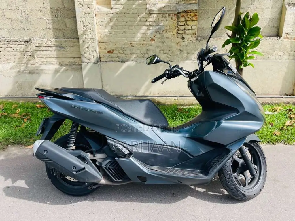 Honda Pcx 2024 Motorbike (Used)