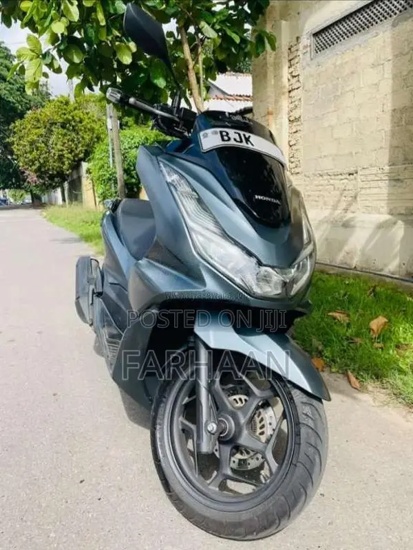 Honda Pcx 2024 Motorbike (Used)