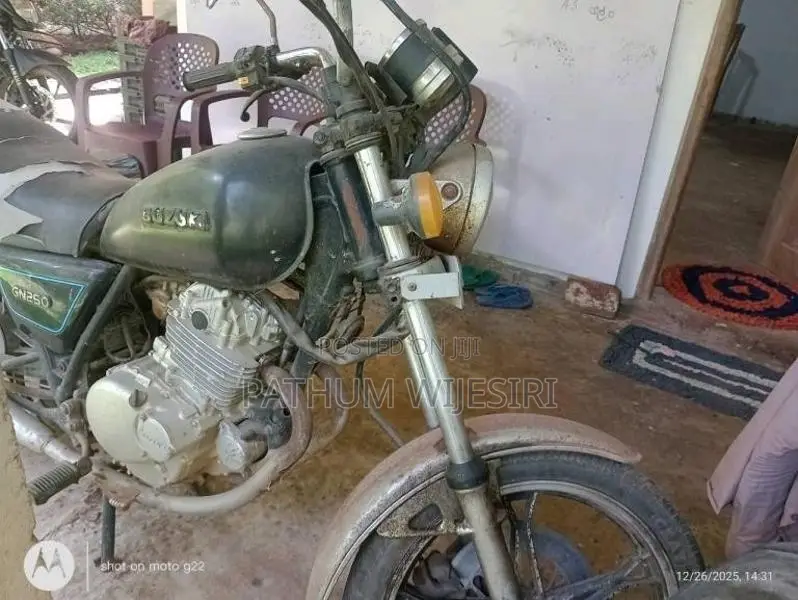 Suzuki GN 250 1998 Motorbike (Used)