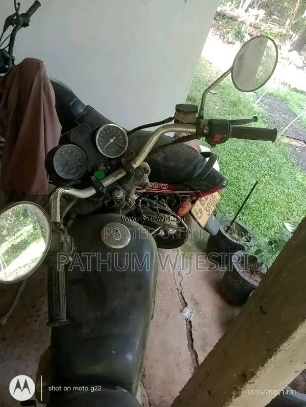 Suzuki GN 250 1998 Motorbike (Used)