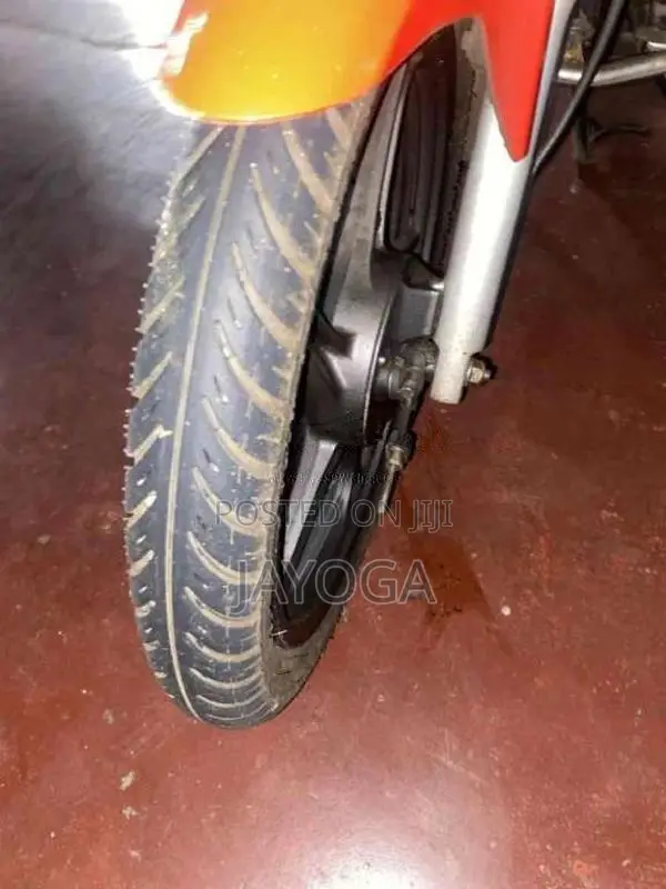 Hero-Honda Splendor 2010 Motorbike (Used)