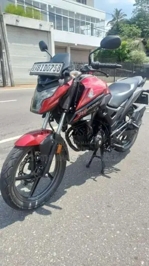 Honda CB 160 XBLADE 2018 Motorbike (Used)