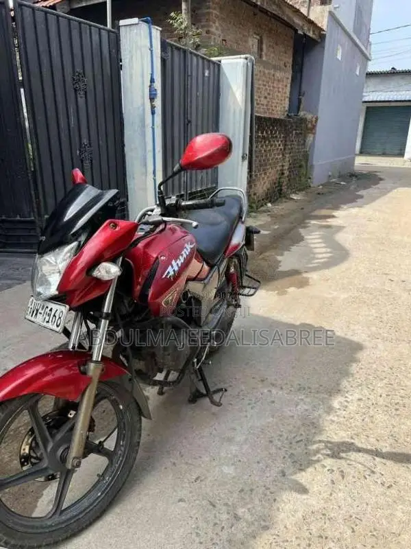 Hero-Honda Hunk 2010 Motorbike (Used)