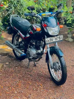 Bajaj CT-100 2004 Motorbike (Used)
