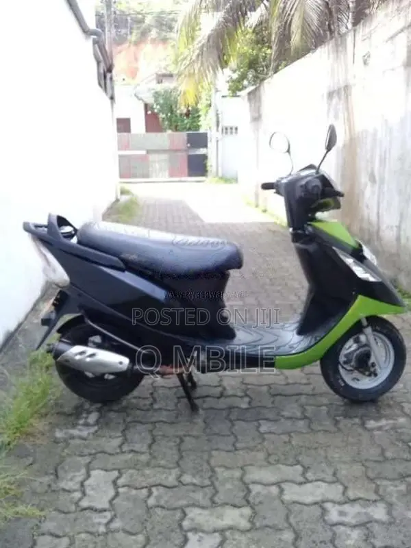 TVS Scooty Streak 2012 Motorbike (Used)