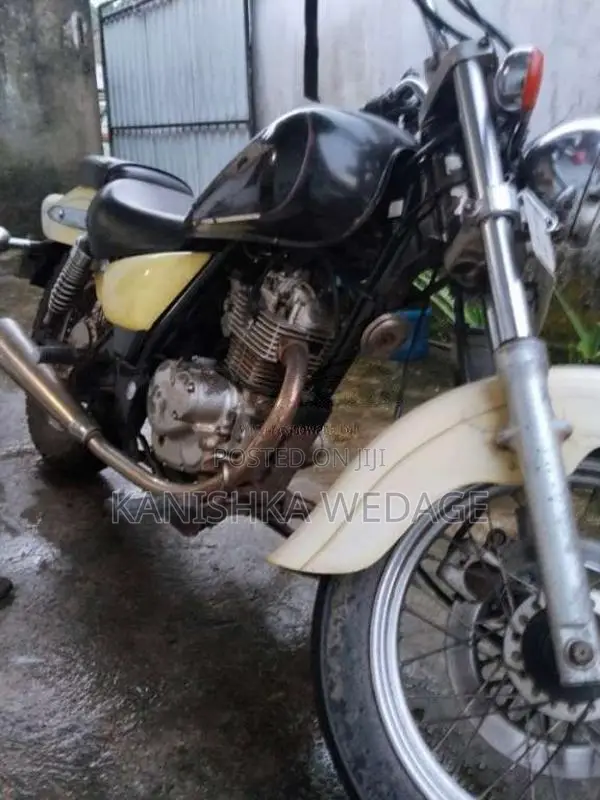 Suzuki J8 125 2003 Motorbike (Used)