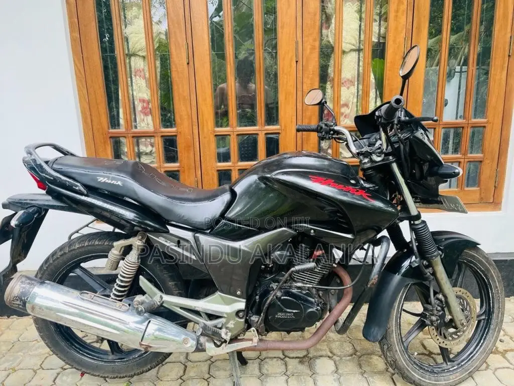Hero-Honda Hunk 2009 Motorbike (Used)
