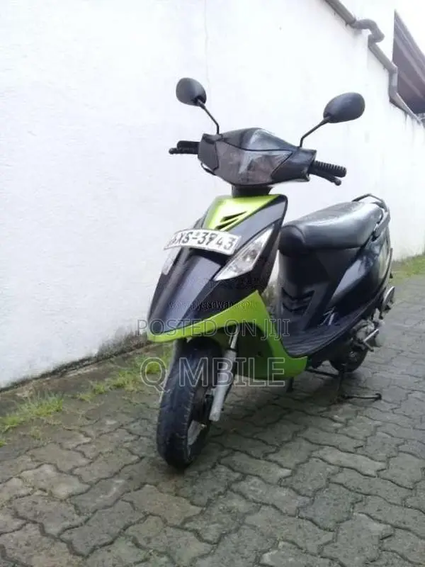 TVS Scooty Streak 2012 Motorbike (Used)