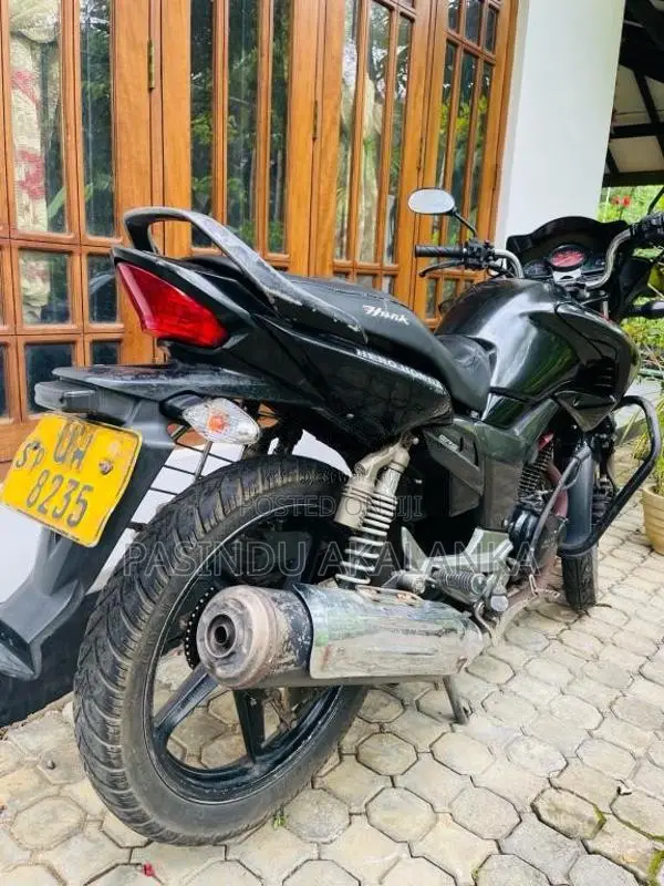 Hero-Honda Hunk 2009 Motorbike (Used)