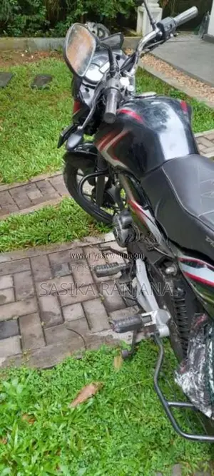 Bajaj Discover 2016 Motorbike (Used)