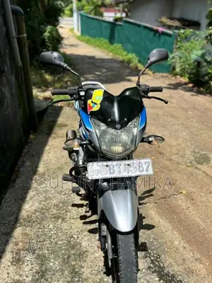 Bajaj Discover 2014 Motorbike (Used)